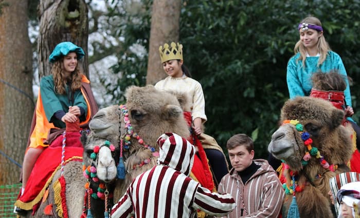 Living Nativity at Holme Grange brings awe and wonder to the community